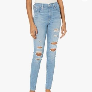 Levi’s High Rise Super Skinny Jeans